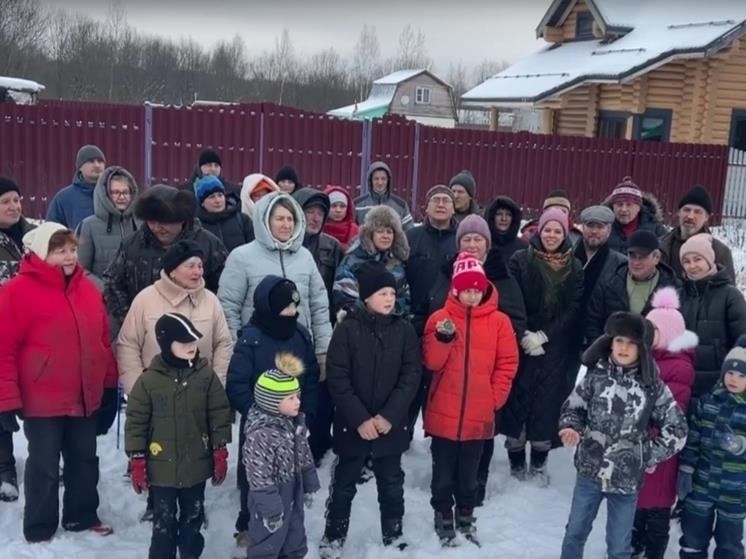 К сентябрю в некоторых районах города были зафиксированы массовые отключения, в результате которых жители часами оставались без электричества.